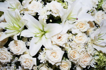 bouquet of white flowers