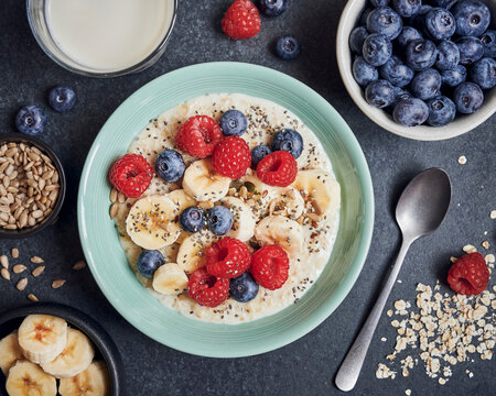 Oats, berry and banana breakfast bowl