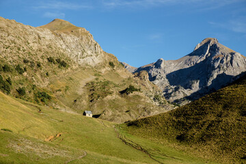 cabaña de Linza, Petrachema-Ansabere (2378 mts), Hoya de la Solana, Parque natural de los Valles Occidentales, Huesca, cordillera de los pirineos, Spain, Europe