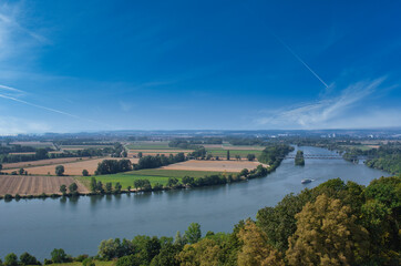 Fototapeta na wymiar Blick auf die Donau in Bayern Deutschland