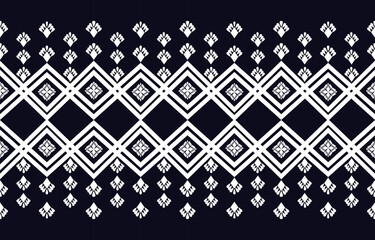 
The square pattern shows the crossing of the lines. decorated with flowers around
for clothes