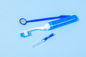 An indispensable set for deep and thorough cleaning of the oral cavity. Equipment for cleaning braces and plaque from teeth. Necessary tools for brushing teeth.