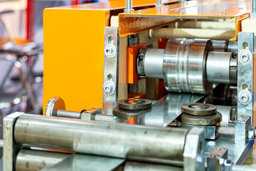 Roller feed unit of continuously high speed metal sheet strip c shape beam roll forming machine for manufacturing process in industrial