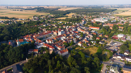 Fototapeta Toszek. Widok miasta z lotu ptaka. obraz