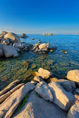 Papier Peint photo Plage de Palombaggia, Corse Vue verticale des rochers à la plage de Palombaggia