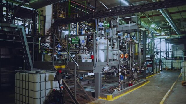 Equipment at the glue factory, production of polymer dispersions and adhesive systems