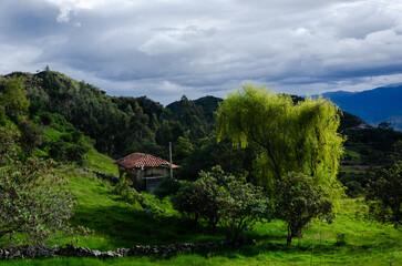 Plakat paisaje rural de jerico, boyaca, paisaje colombiano, 