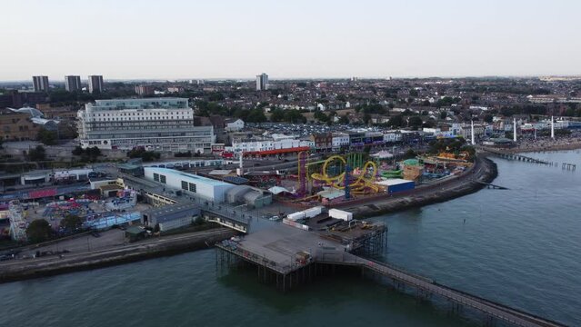 Drone footage of Southend-on-Sea coastline and its well-known Southend Pier, as well as an overall aerial view of the lovely city of Southend-on-Sea on a summer evening.