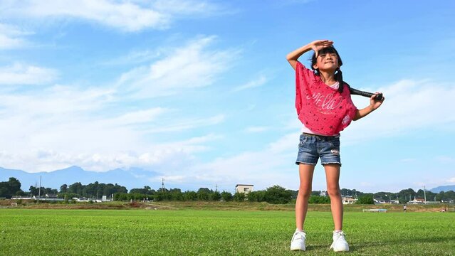 小学生の自由研究　女の子　宿題　SDGsを学ぶ