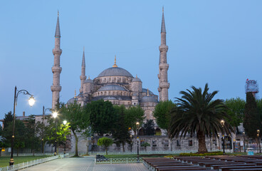 Fototapeta na wymiar Sultan Ahmed Mosque (Blue mosque) in Istanbul in the summer night, Turkey