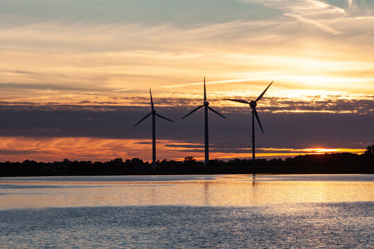 Windpower generators, Fehmarn Island, Baltic Sea, Schleswig-Holstein, Germany, Europe