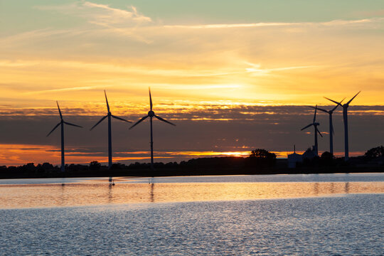 Windpower generators, Fehmarn Island, Baltic Sea, Schleswig-Holstein, Germany, Europe