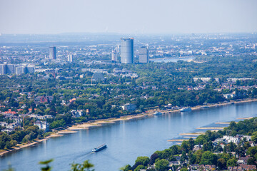 Blick auf den Rhein