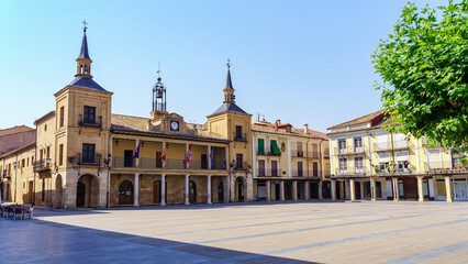 Fototapeta na wymiar Main square with the Town Hall building in the old city of Burgo de Osma, Soria.