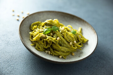 Spaghetti with pesto sauce