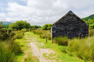 Obraz premium Welsh countryside around Llyn Padarn lake in LLanberis, Wales