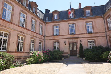 Le conseil départemental, ancien conseil général, vue de l'extérieur, ville de Rodez, département de l'Aveyron, France