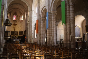 La cathédrale Notre Dame, cathédrale de style gothique, vue de l'intérieur, ville de Rodez,...