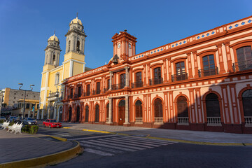 Fototapeta na wymiar Colonial government palace and chapel the city of colima mexico