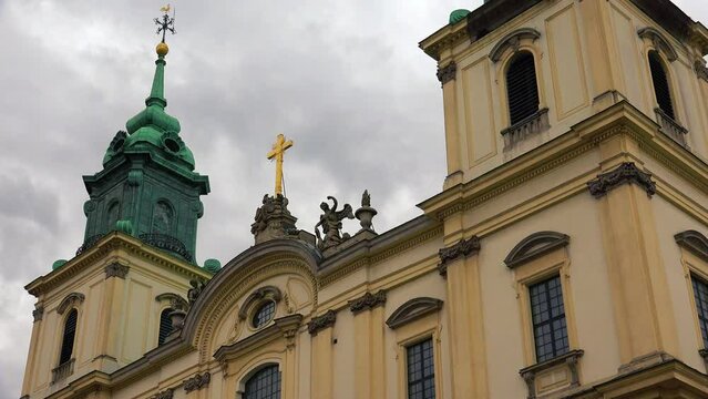 Basilica of the Holy Cross in Warsaw. Poland. 4K.