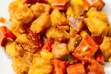 Fried Chicken and Spicy Chili Fries
