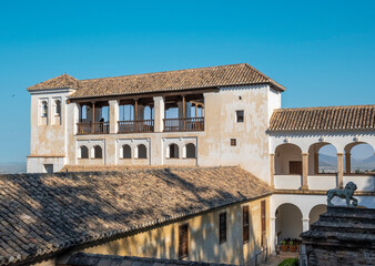 Fototapeta na wymiar Antiguo palacio del Generalife del siglo XII en la Alhambra de Granada, España