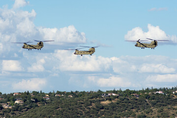 Helicópteros militares de transporte Chinook