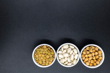 Obraz na płótnie Canvas beans and lentils