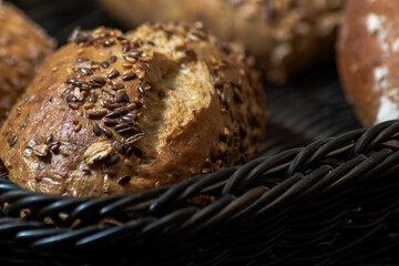 bread with seeds