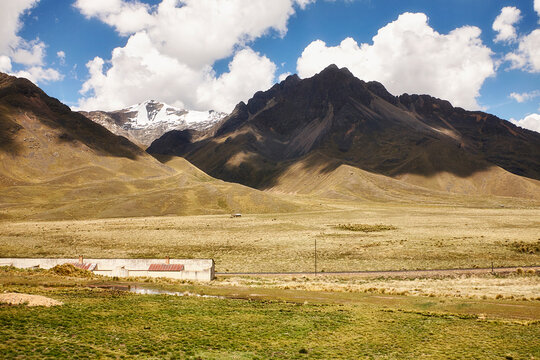 Aussichtspunkt in Peru auf dem Weg zum Titticacasee