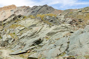 Excursion to the Gran Paradiso in the Alps. Search for rocks, minerals and precious stones. Study...
