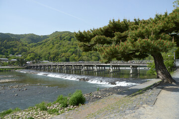 Fototapeta premium 嵐山渡月橋 京都市右京区