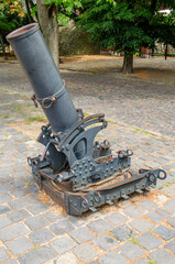 authentic mortar exposed on the street