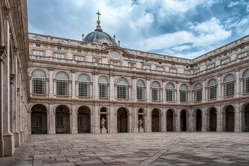 Fototapeta premium Madrid, esterno palazzo reale