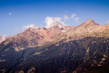 Fototapeta na wymiar The beautiful view of mountain top near Bormio (Italy)