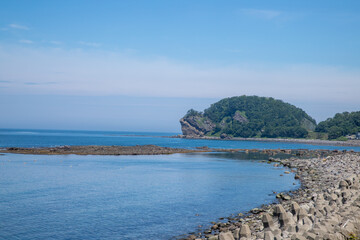 Fototapeta na wymiar 北海道　チャシコツ岬・亀岩 