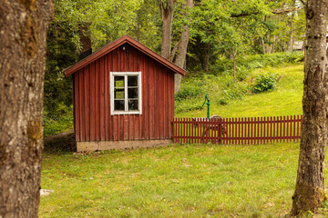 red barn in the woods