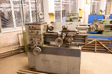 Old lathe in the workshop