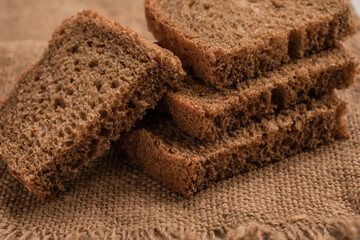 slices of brown bread