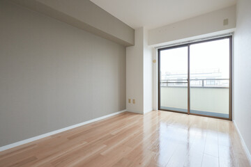 空の部屋　室内写真　窓付き