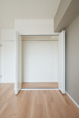 クローゼットのある部屋