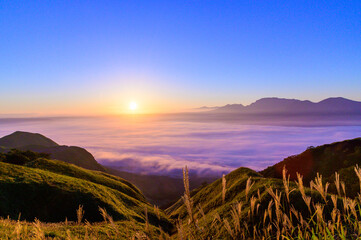 最高に美しい絶景自然風景
 The most beautiful natural scenery (Mt. Aso background)...