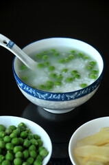Rice porridge with the pea and fresh ginger
