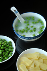 Rice porridge with the pea and fresh ginger