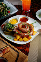 food, drinks, breakfast, dinner, cafe, restaurant, evening