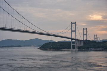 来島海峡大橋, しまなみ、橋, 桑,建築, 海, 空,雲