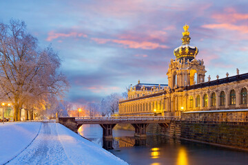 Winterabend in Dresden, Deutschland