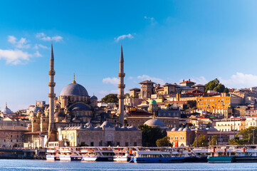 Fototapeta na wymiar Istanbul citycape is beautiful scenery of summer with lifestyle travel, tourism and vacation in Istanbul town buildings .Turkey.
