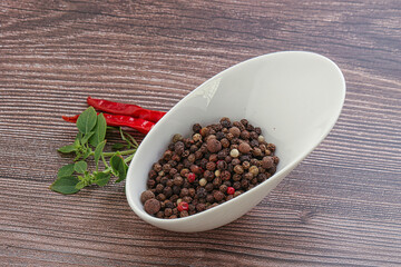 Red, black, yellow pepper mix