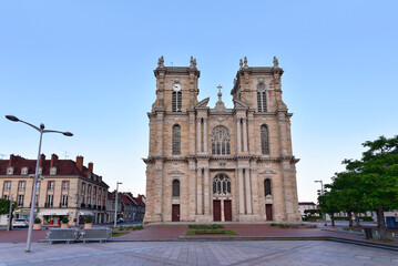 Fototapeta na wymiar Frankreich - Vitry-le-François - Collegiale Notre-Dame de l'Assomption
